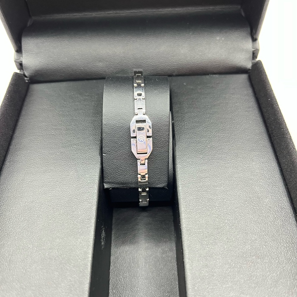 Movado Ela Bangle Watch, Blue Mother Of Pearl Dial - Picture 2 of 9